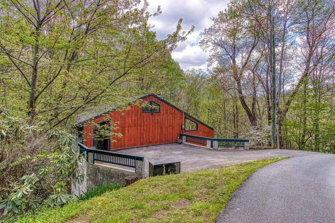 Peace, Serenity & Relaxation In The Smokies! Gatlinburg Exterior photo
