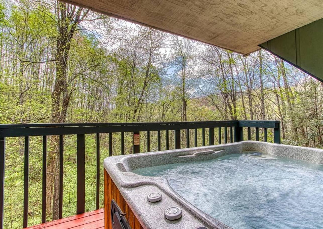 Peace, Serenity & Relaxation In The Smokies! Gatlinburg Exterior photo