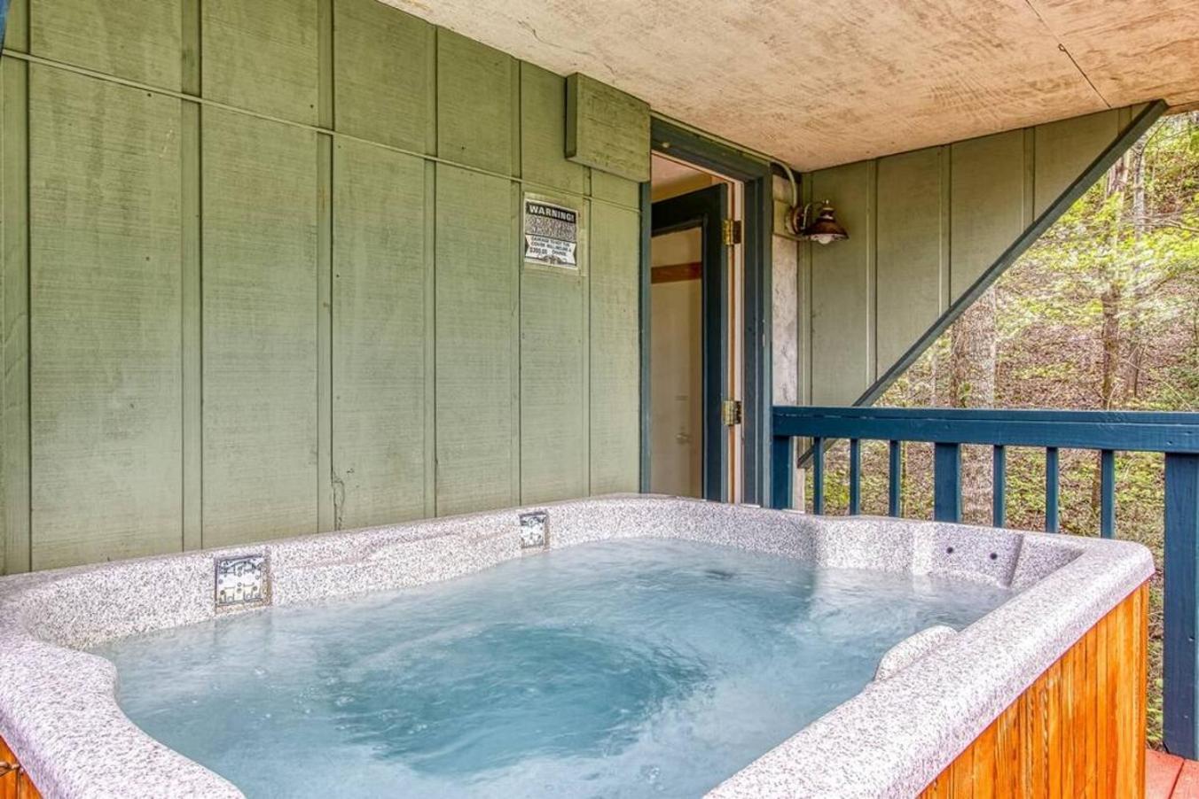 Peace, Serenity & Relaxation In The Smokies! Gatlinburg Exterior photo