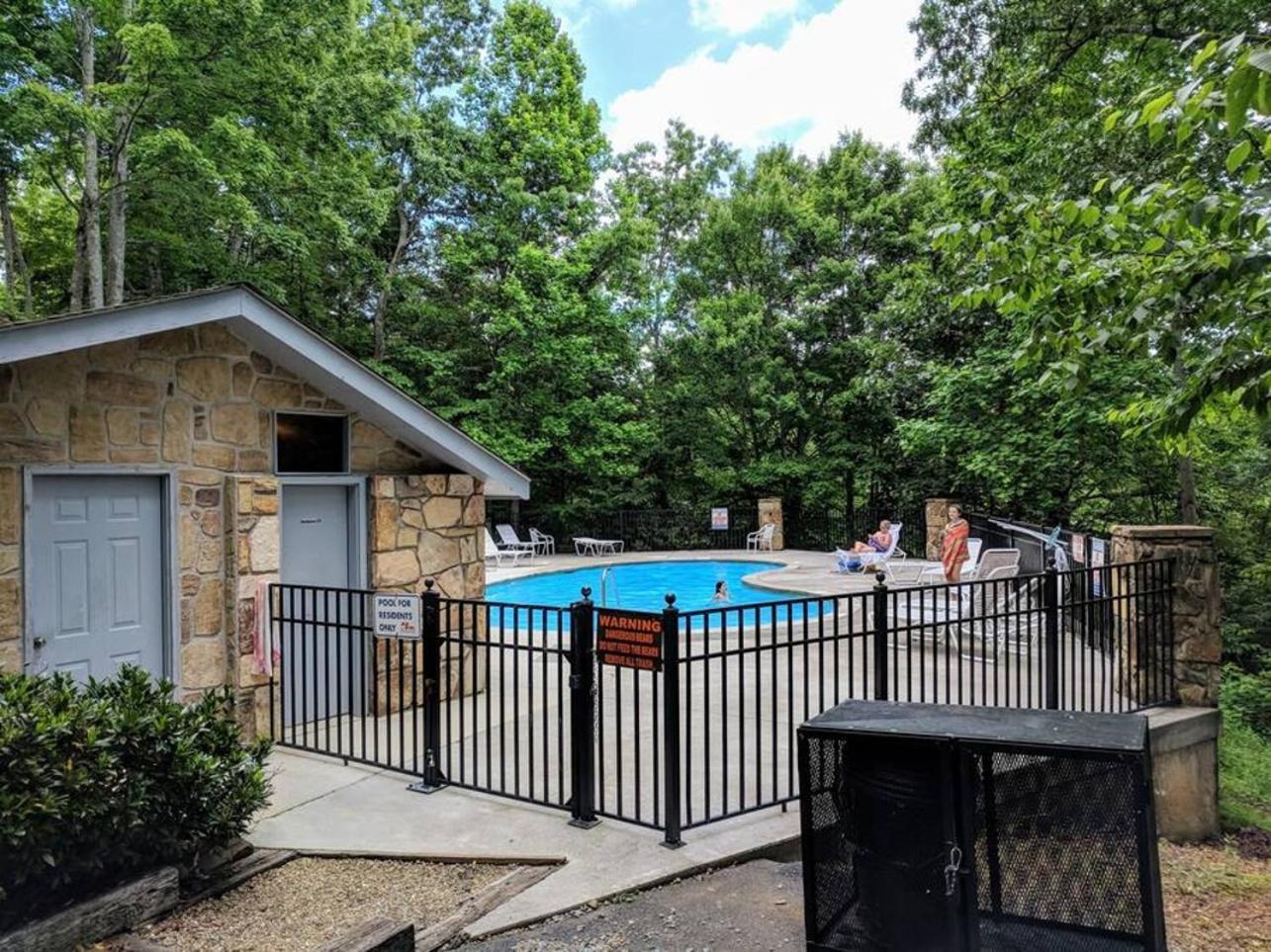 Peace, Serenity & Relaxation In The Smokies! Gatlinburg Exterior photo
